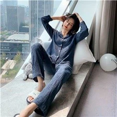 Dámské ledové hedvábné sexy noční šaty set